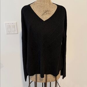 Smartwool Women's Black V-Neck Knit Sweater- Size Small - NWT